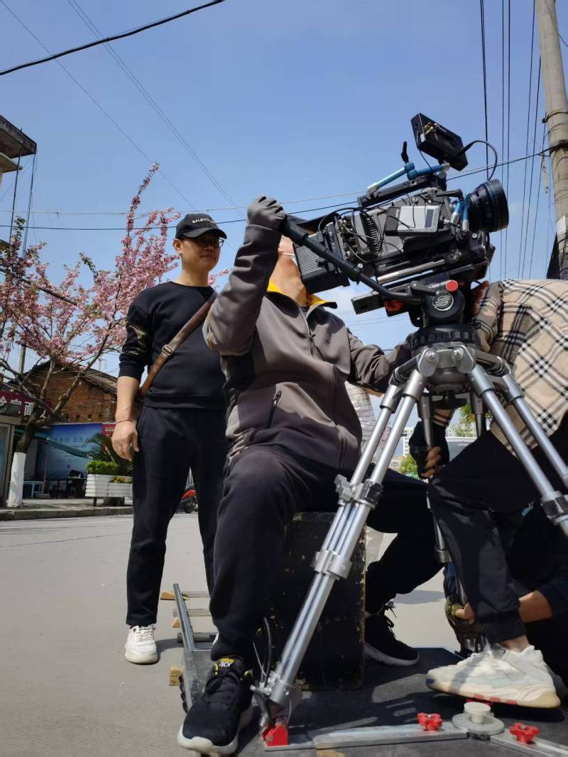山城区广告片拍摄：快消品牌爆款之选，网感内容适配社媒传播！